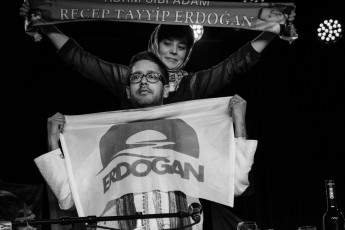 Auf ausdrücklichen Wunsch von Hr. Hasnein Kazim