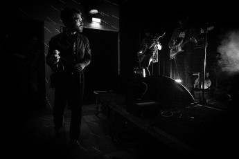 Destrukt, supporting Gewalt