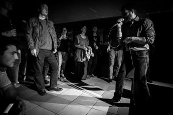 Destrukt, supporting Gewalt