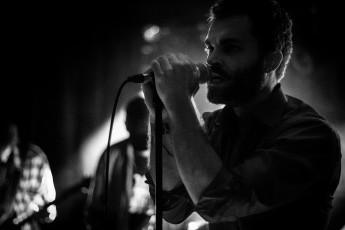 Destrukt, supporting Gewalt