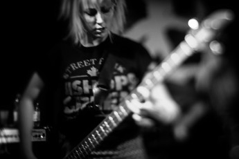 Maid of Ace - Freelensing