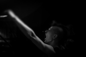 Maid of Ace - Freelensing