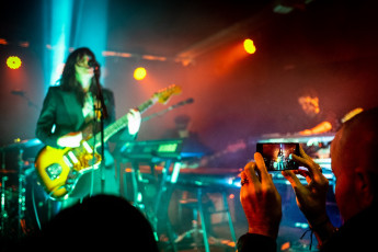 Sharon van Etten @ Strom